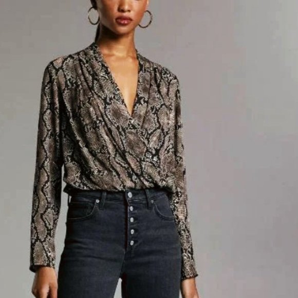 ARITZIA 100% New Silk Blouse - Picture 2 of 2